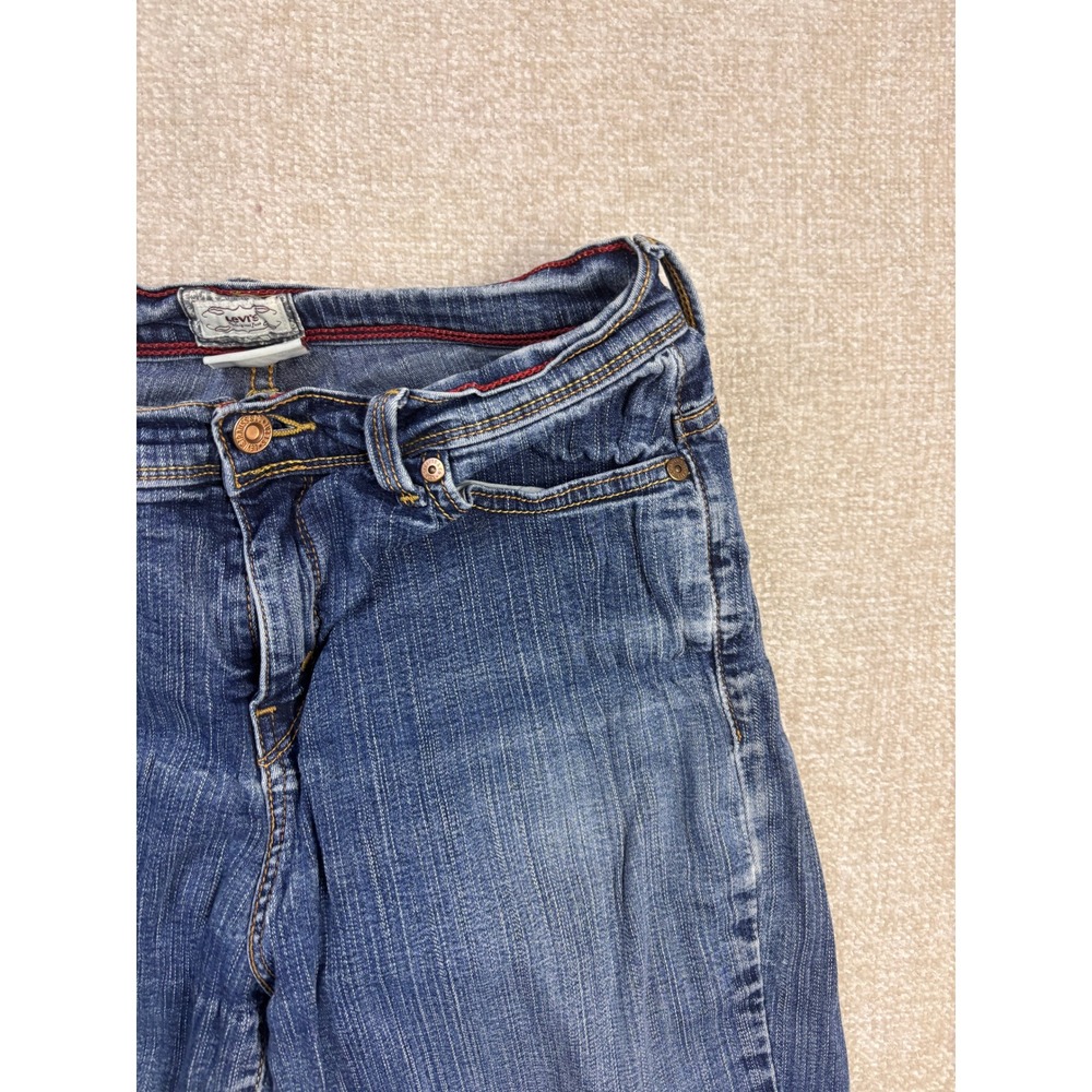 Levis 512 Perfectly Slimming Capri Jeans Womens 8 Medium Wash Denim Cropped - Picture 4 of 10